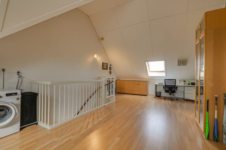 Photo 37 of Javalaan 478