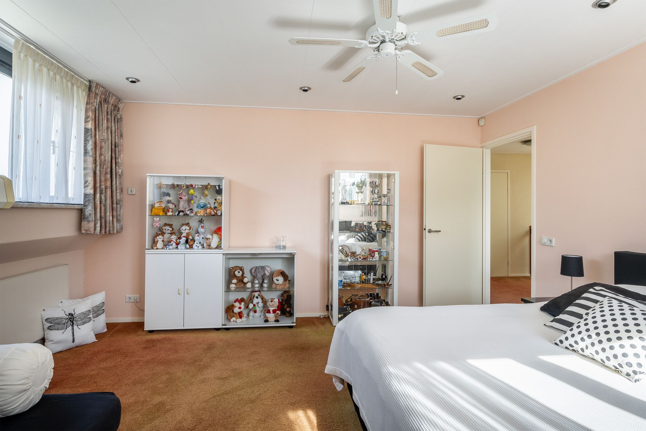 Photo 27 of Leenman 8