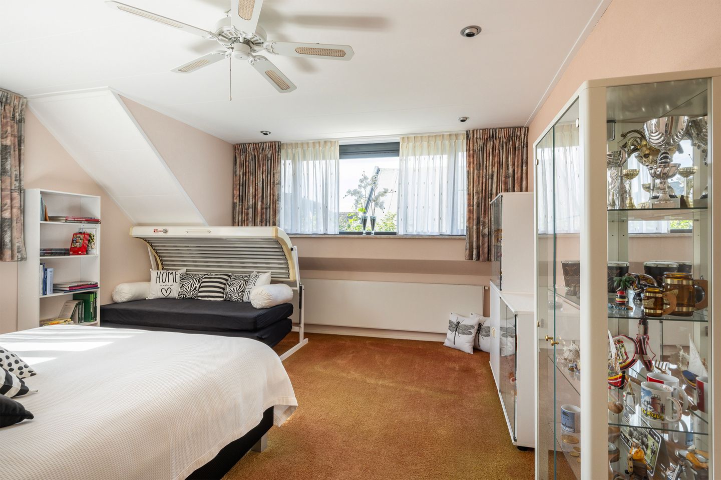 Photo 29 of Leenman 8