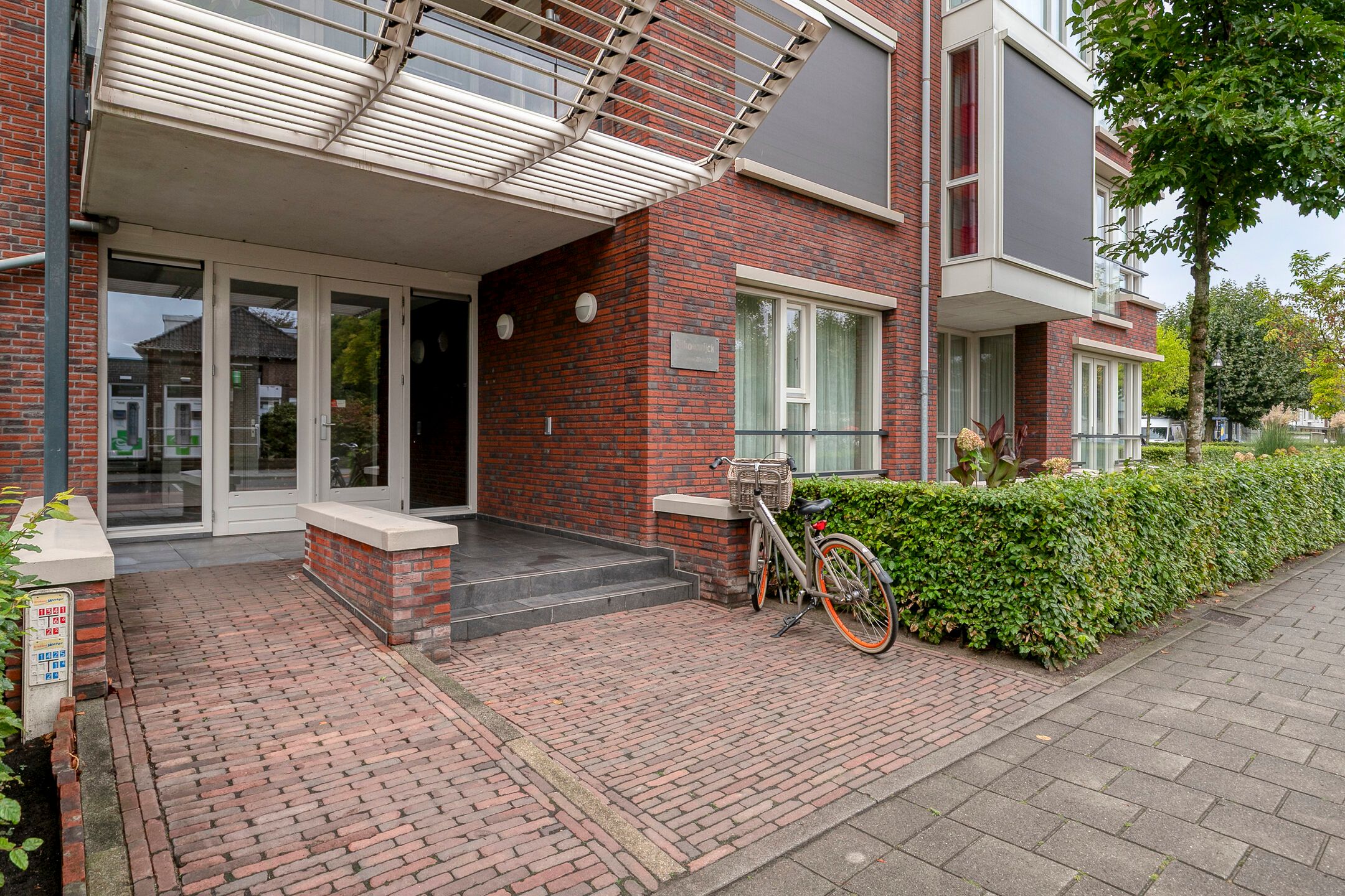 Foto 33 van Schoonstraat 20-F
