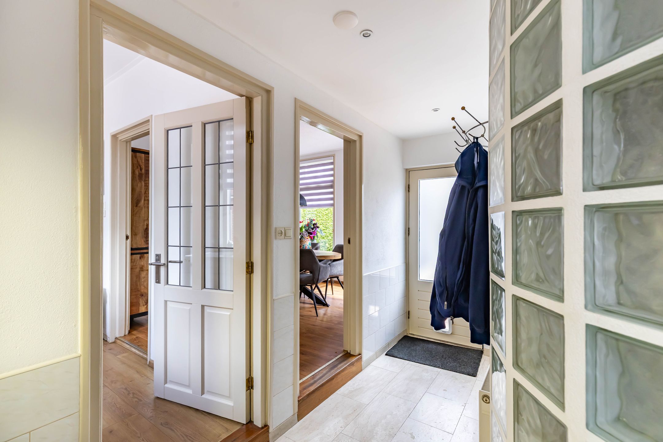 Foto 9 van Julianastraat 187