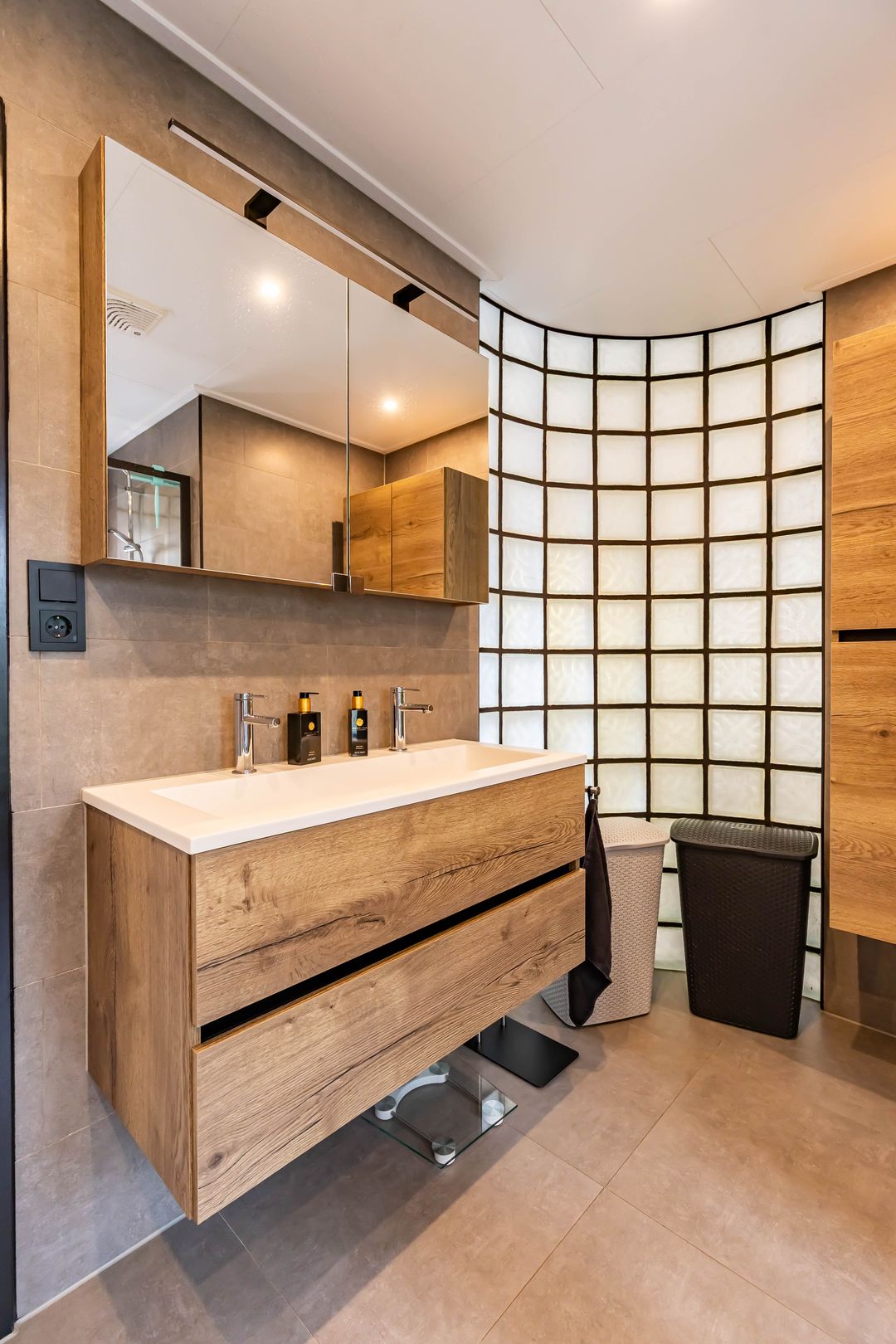 Foto 32 van Julianastraat 187