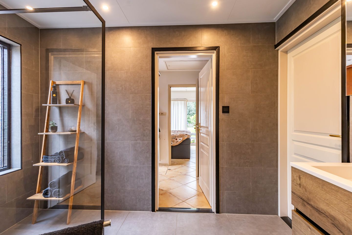 Foto 34 van Julianastraat 187