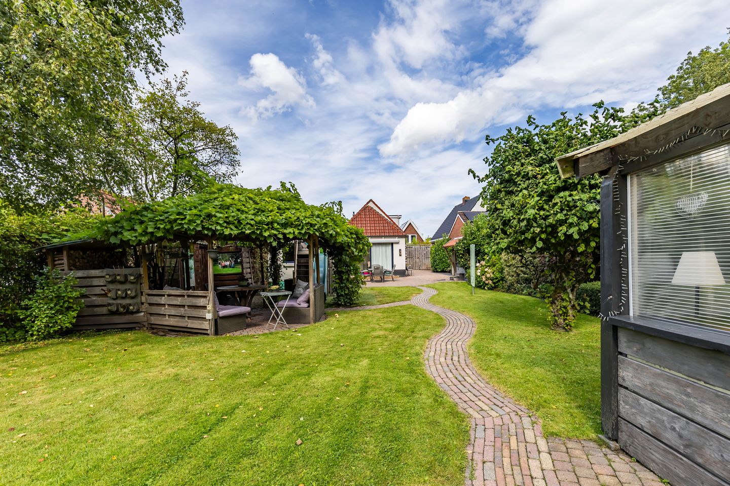 Foto 55 van Julianastraat 187