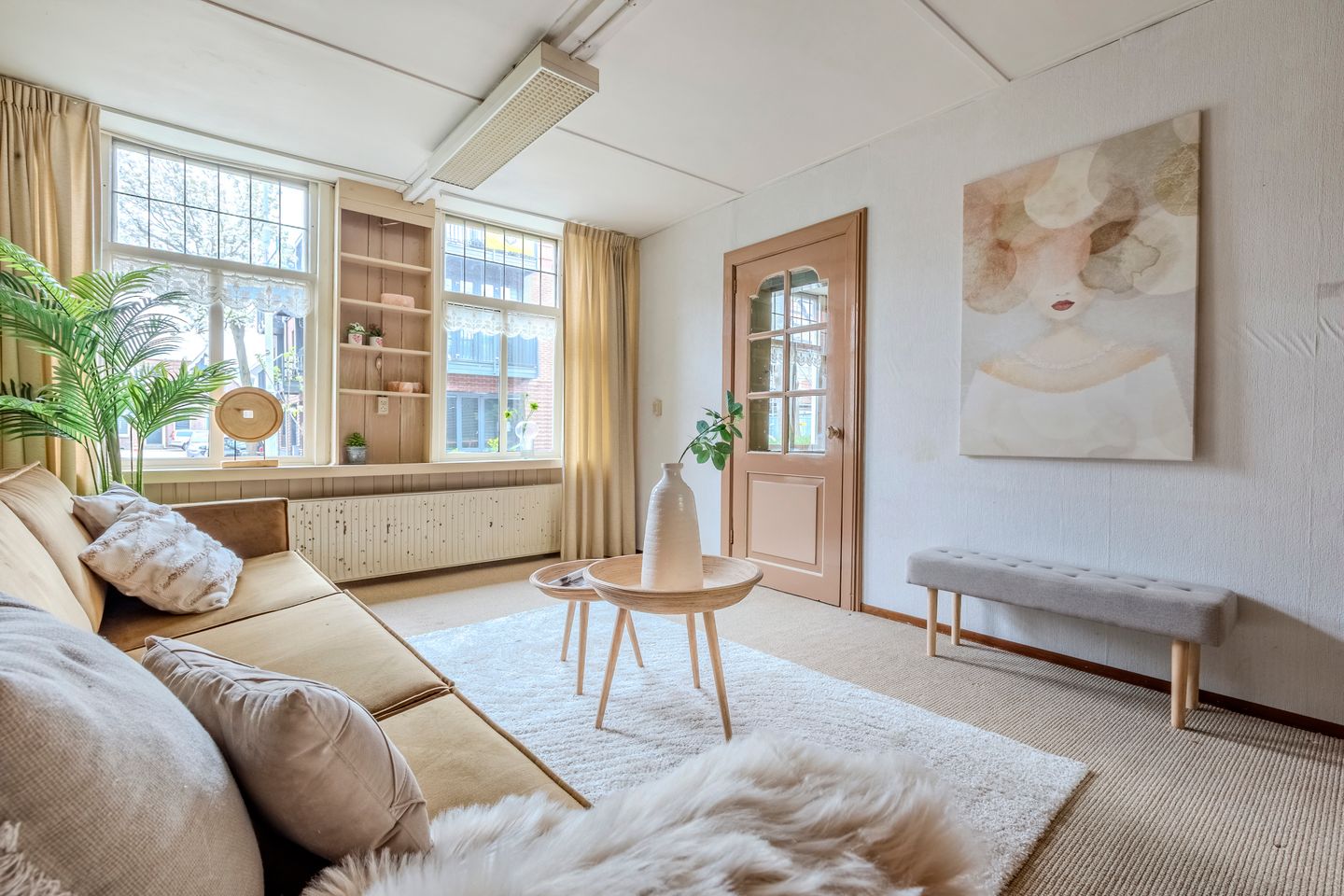 Photo 5 of Warmoesstraat 12