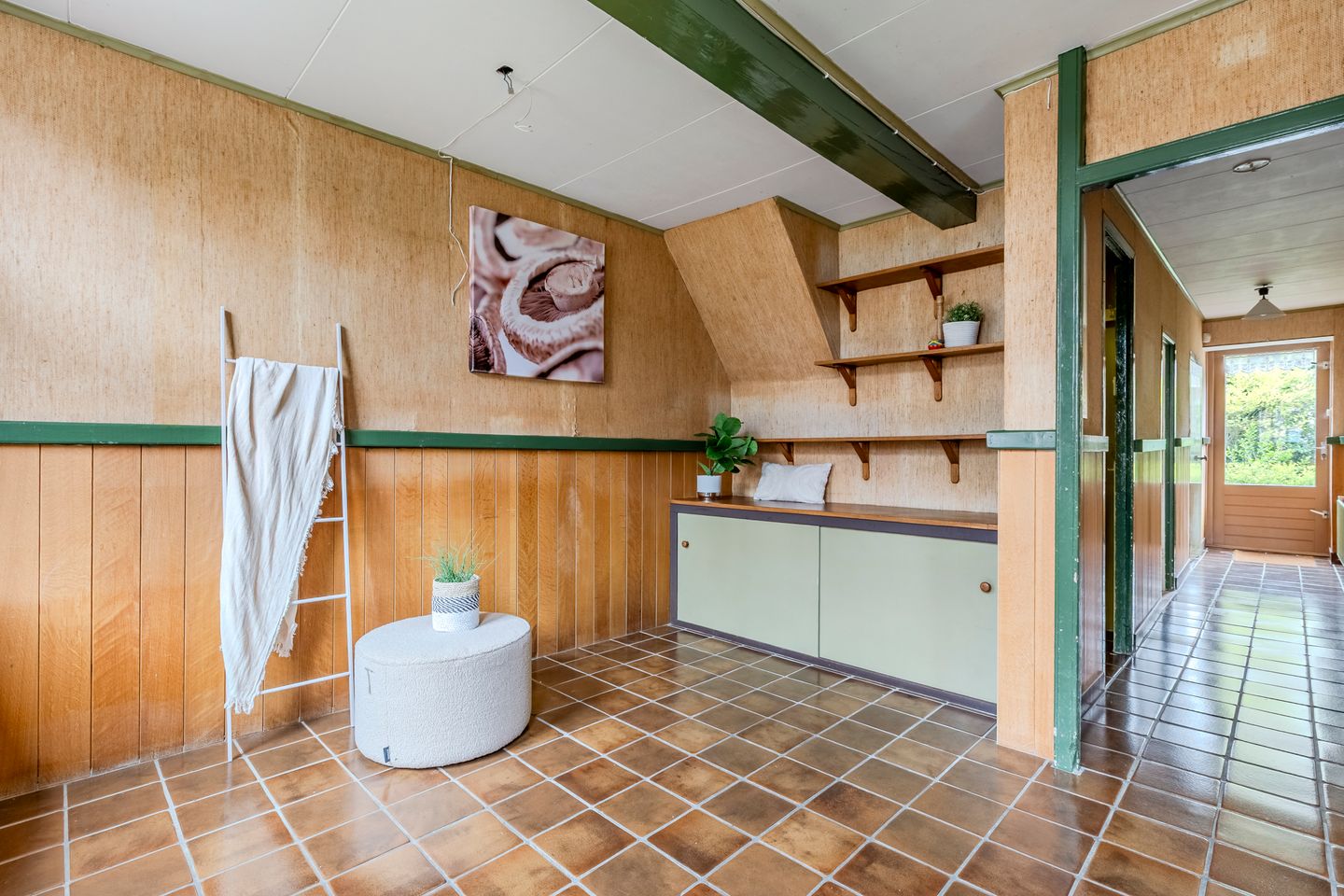 Photo 20 of Warmoesstraat 12