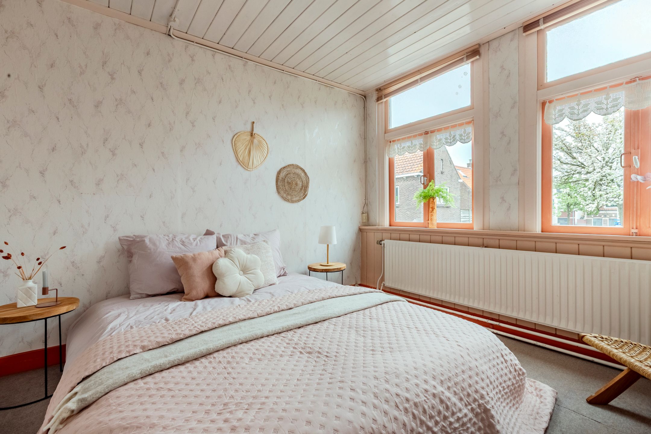 Photo 27 of Warmoesstraat 12