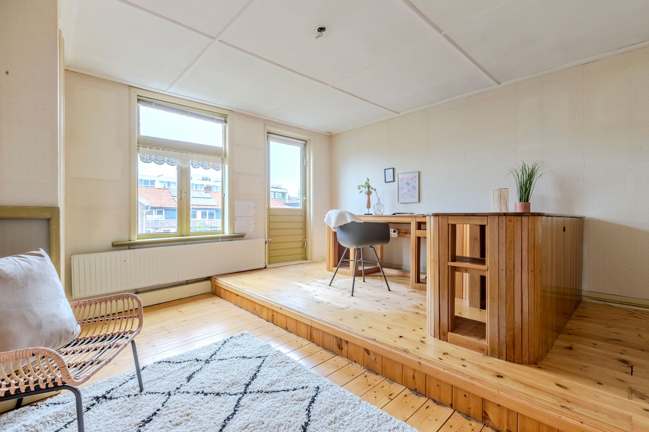 Photo 36 of Warmoesstraat 12