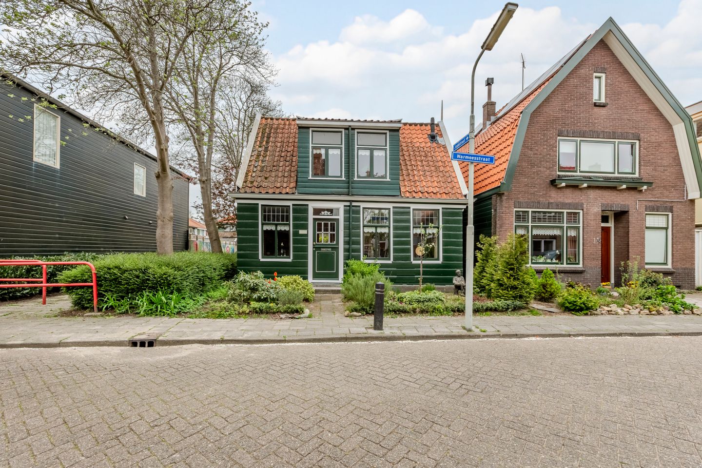 Photo 50 of Warmoesstraat 12