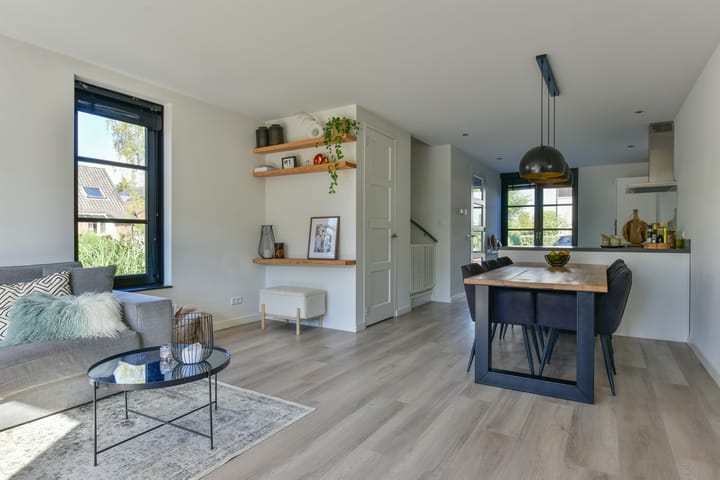 Foto 9 van Wilgenroos 2