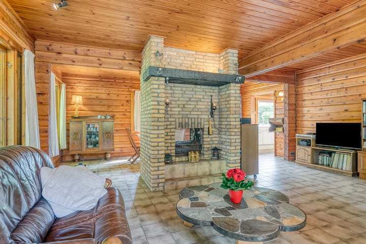 Photo 12 of Heilige Stoel 6829