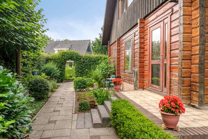 Photo 22 of Heilige Stoel 6829