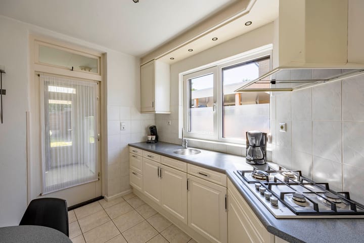 Foto 13 van Pieter de Hooghstraat 9