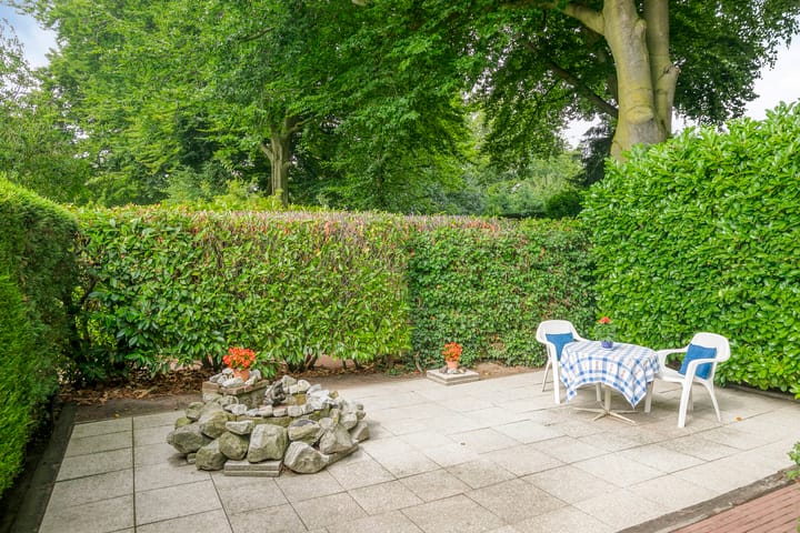 Photo 43 of Heilige Stoel 6829