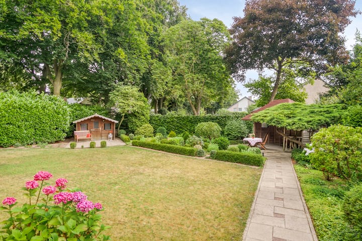 Photo 47 of Heilige Stoel 6829