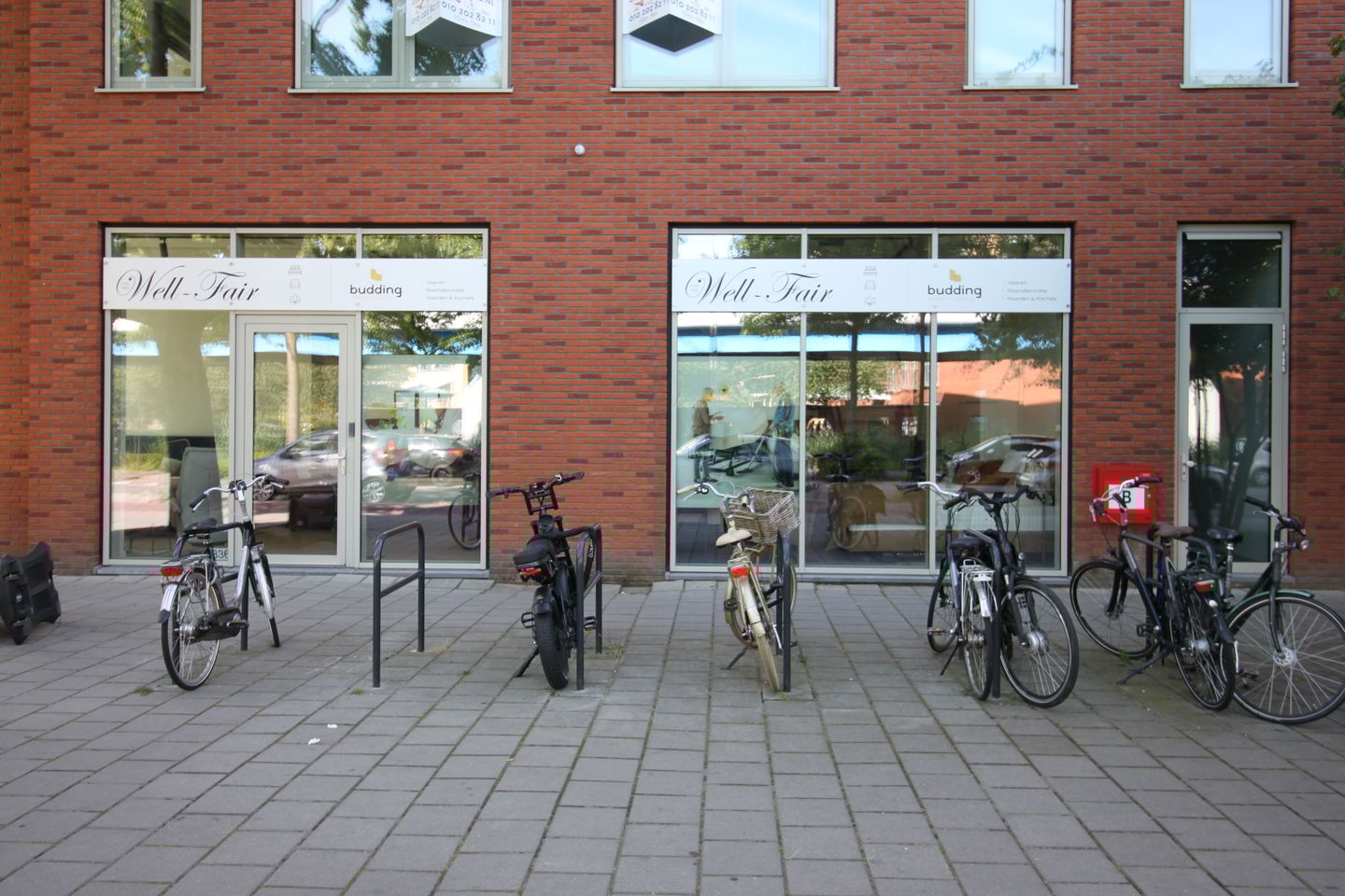 View photo 2 of Duikerlaan 336