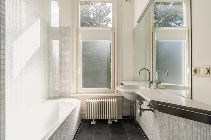 Foto 25 van Frans van Mierisstraat 89-2