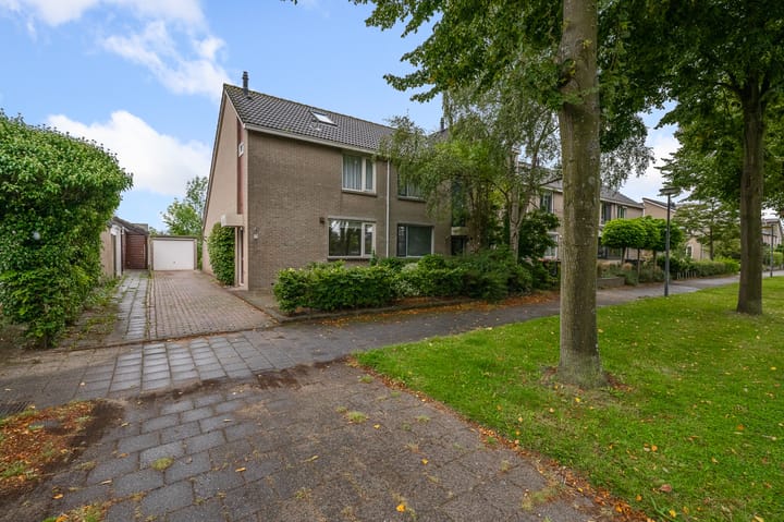 Foto 1 van Martin Luther Kinglaan 77