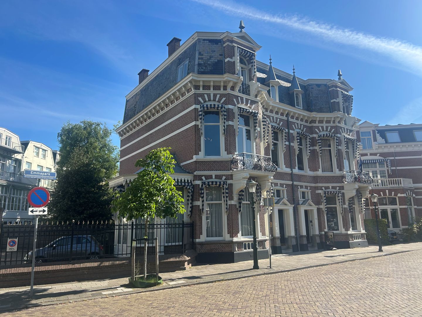 Bekijk foto 1 van Emmapark 4