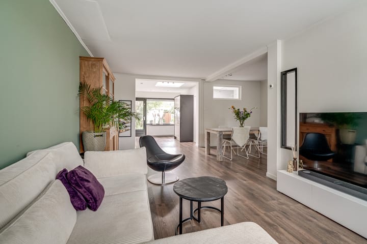 Foto 2 van Spoorstraat 9