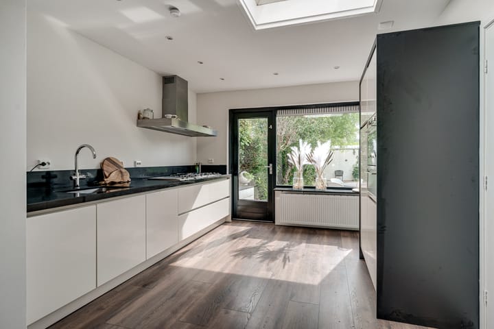 Foto 3 van Spoorstraat 9