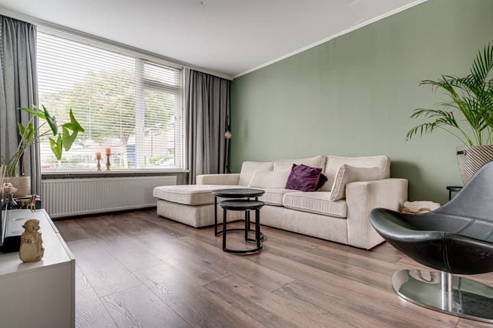 Foto 13 van Spoorstraat 9