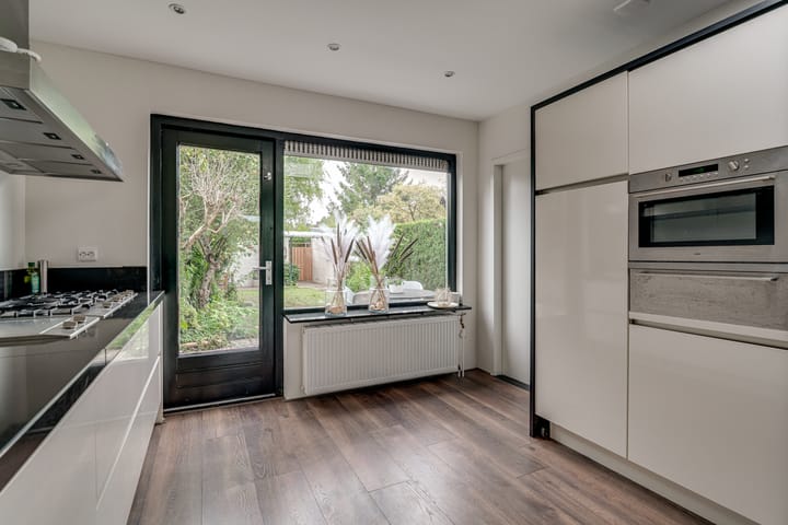 Foto 22 van Spoorstraat 9