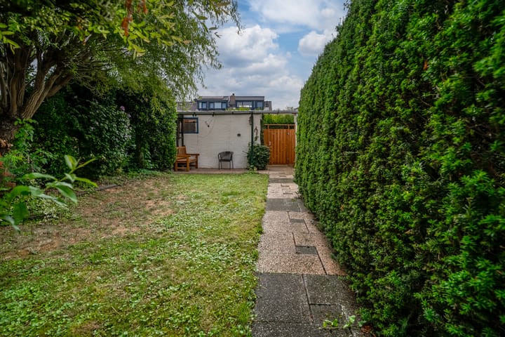 Foto 29 van Spoorstraat 9