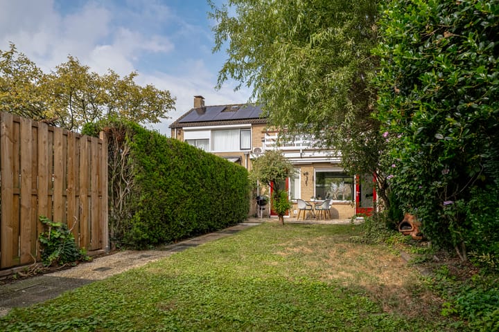 Foto 33 van Spoorstraat 9