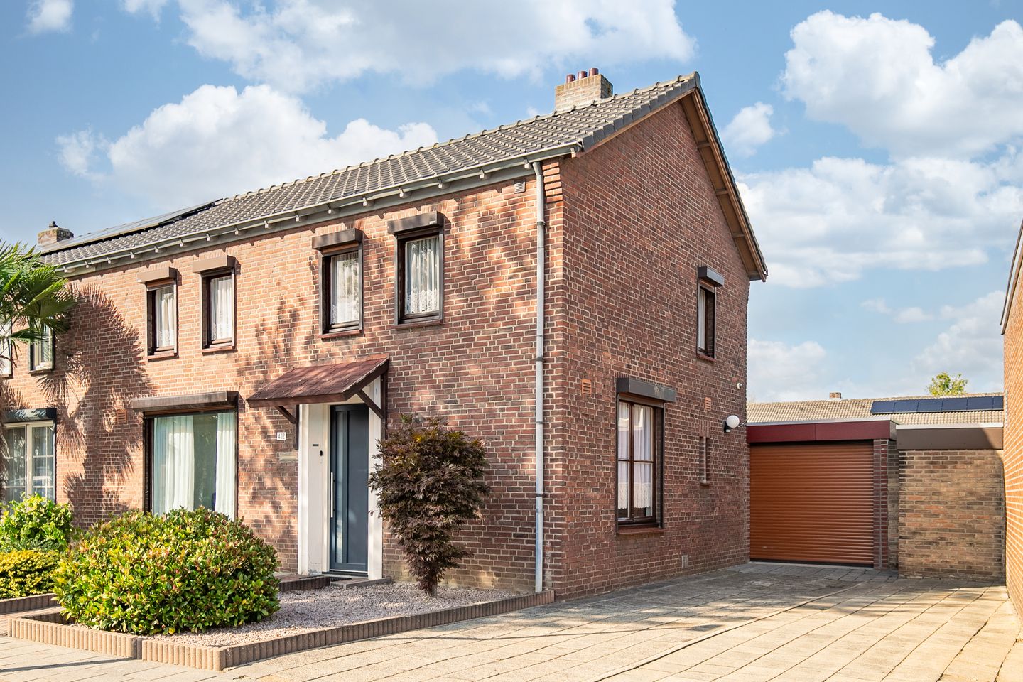 Foto 1 van Bredeweg 402