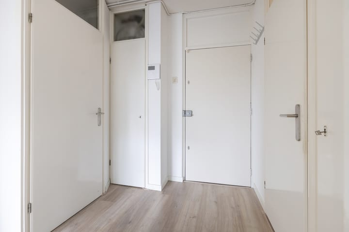 Foto 8 van Kruisbeklaan 57