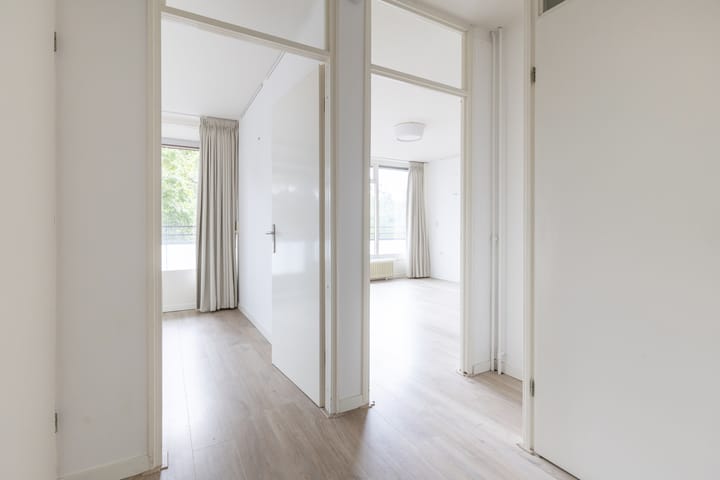 Foto 9 van Kruisbeklaan 57