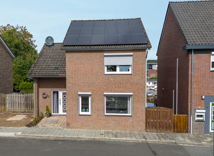 Photo 2 of Wimmersstraat 28-A