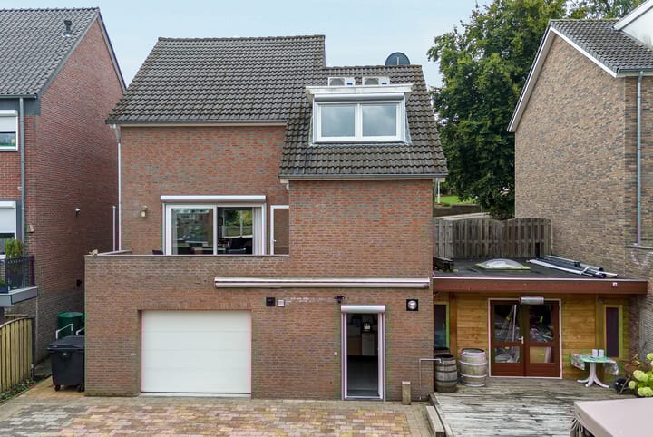 Photo 38 of Wimmersstraat 28-A