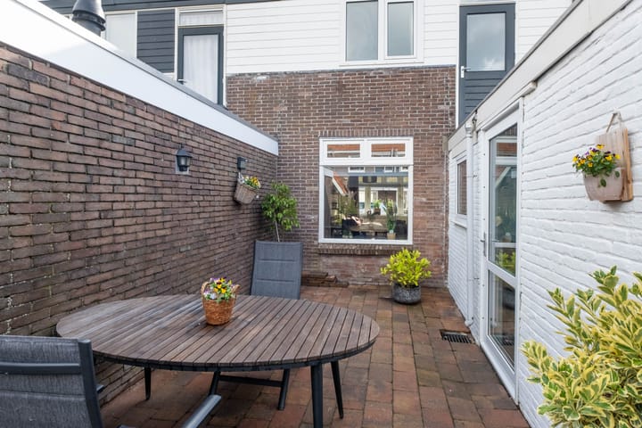 Foto 37 van Paulus Potterstraat 10