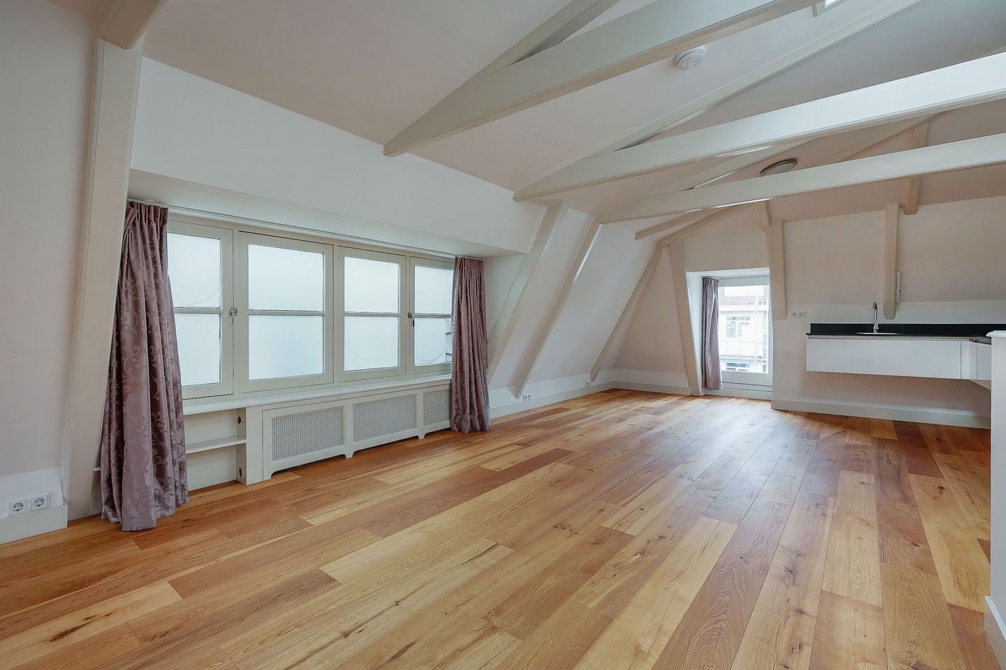 Foto 5 van Willemsstraat 14-E