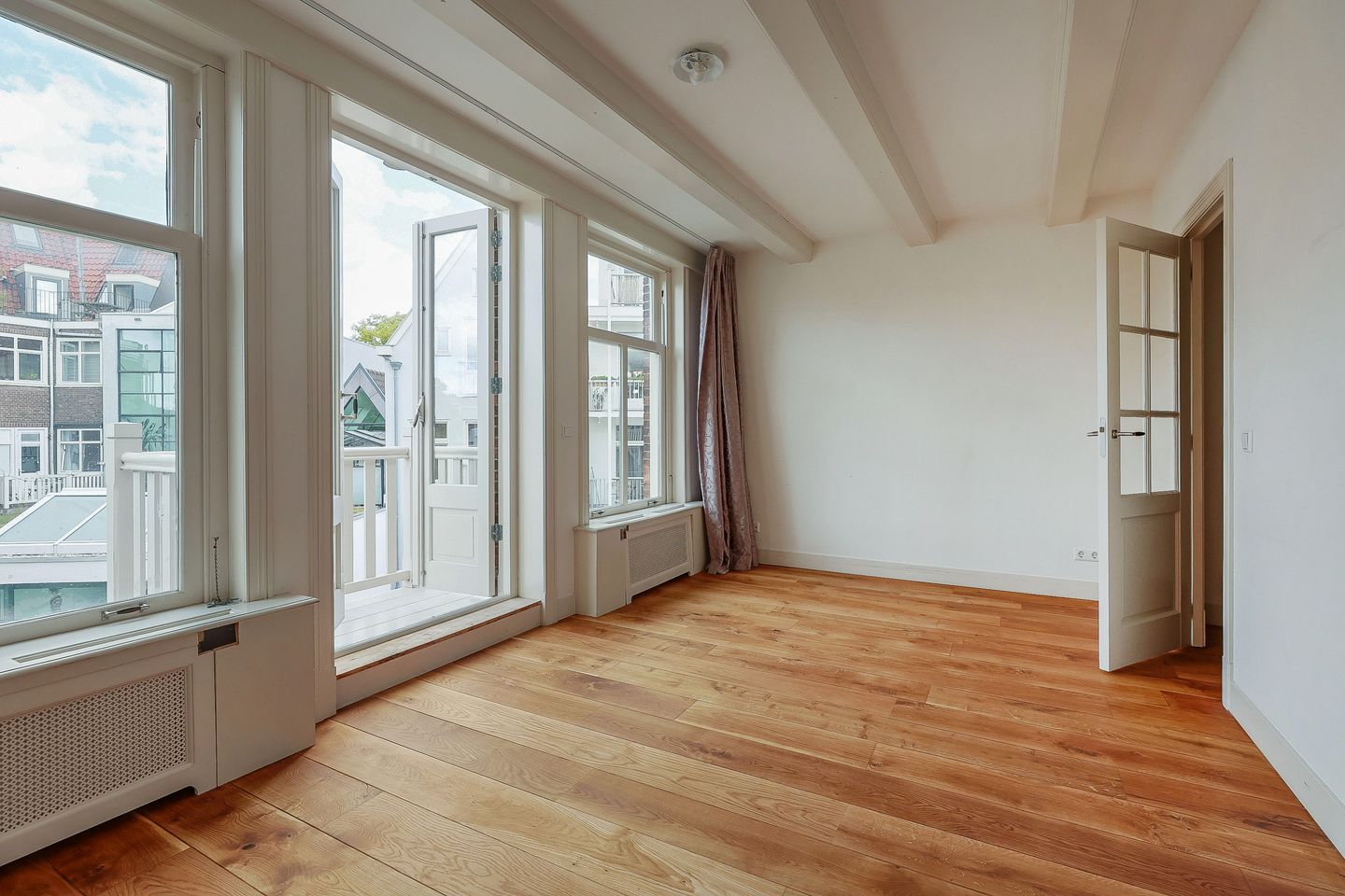 Foto 19 van Willemsstraat 14-E