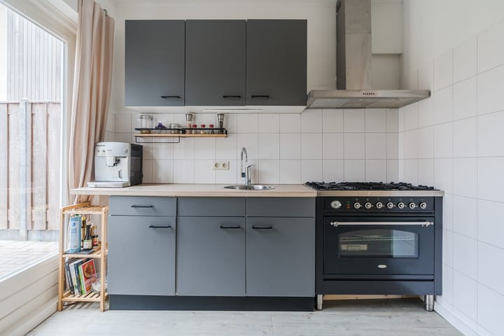 Photo 3 of Piet Heinstraat 9