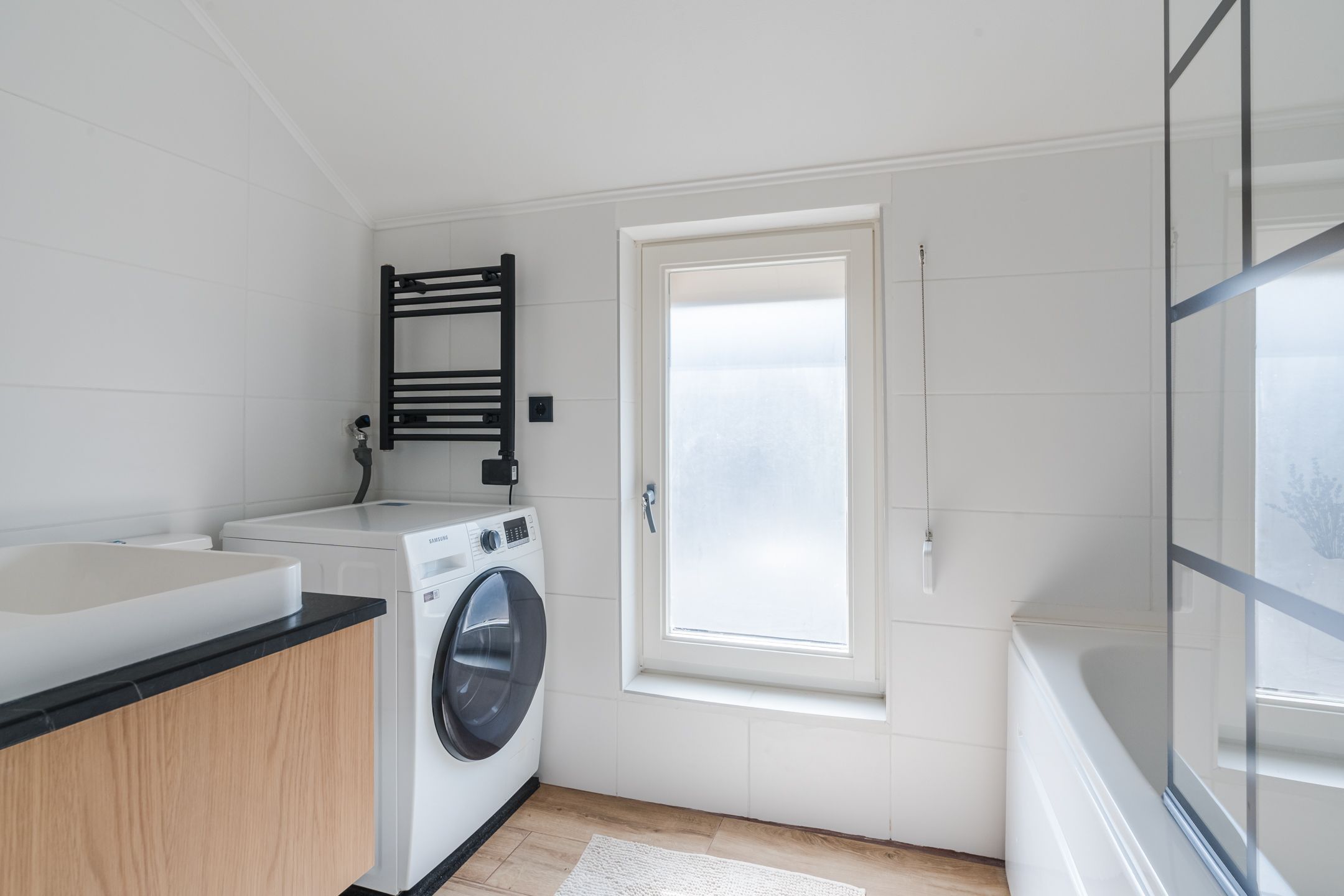 Photo 24 of Piet Heinstraat 9