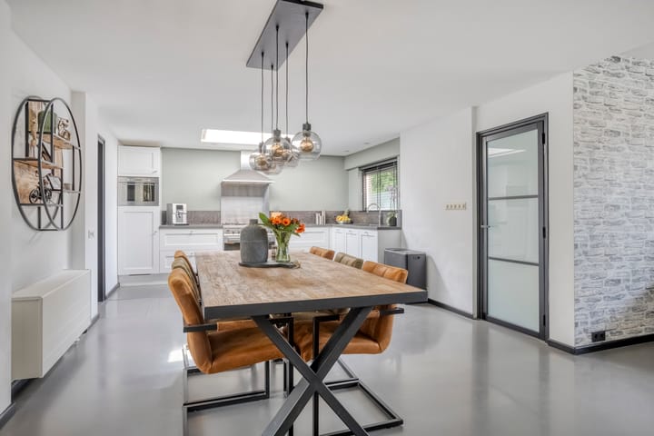 Foto 10 van Azalealaan 39