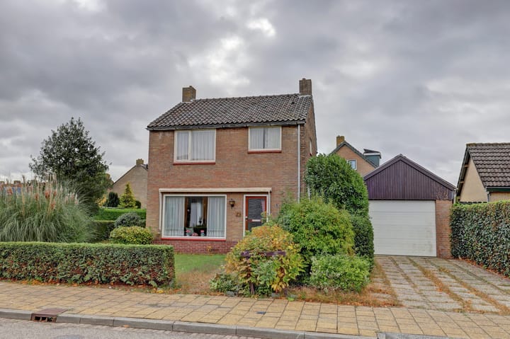 Foto 33 van Julianastraat 23