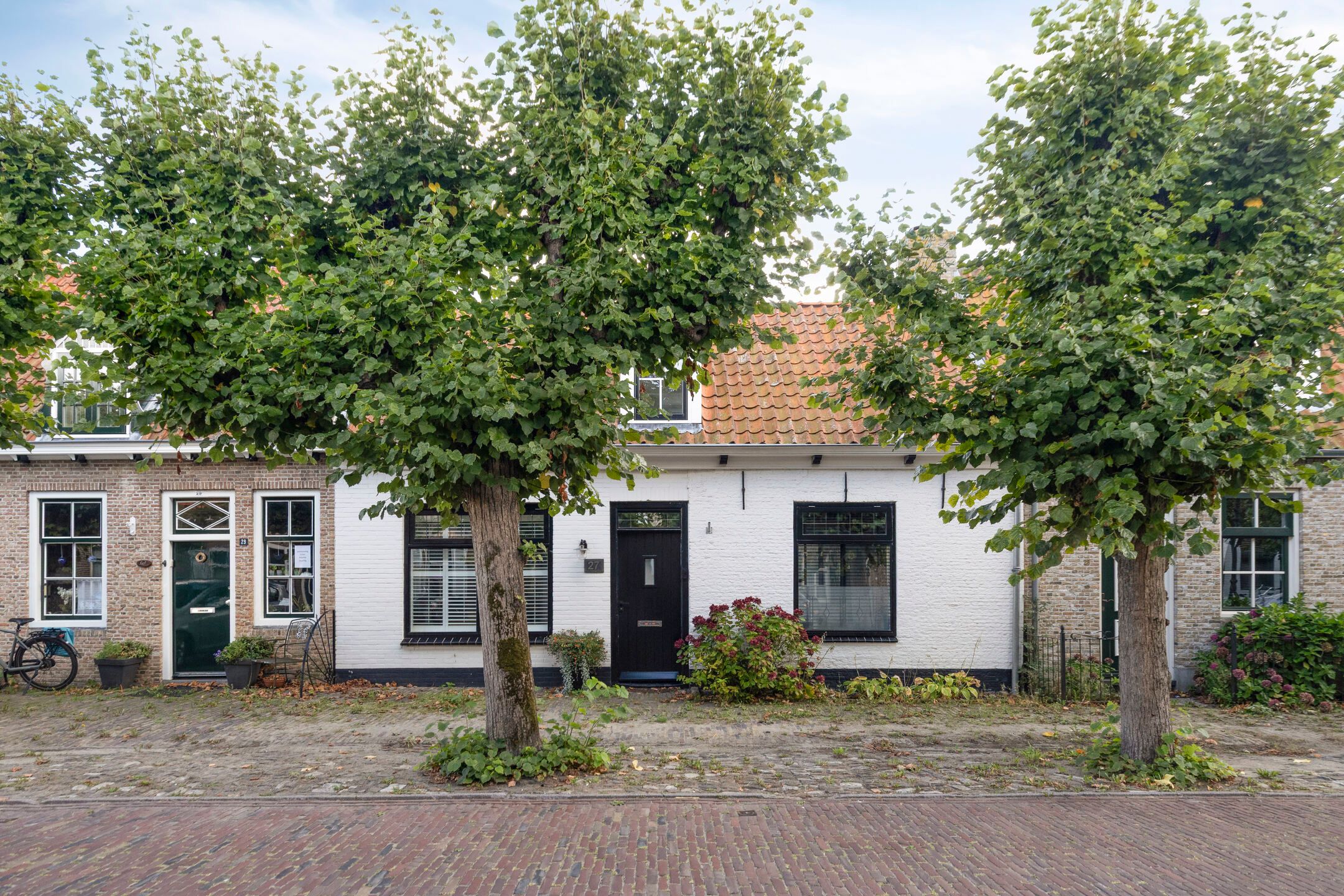 Dorpsstraat 27