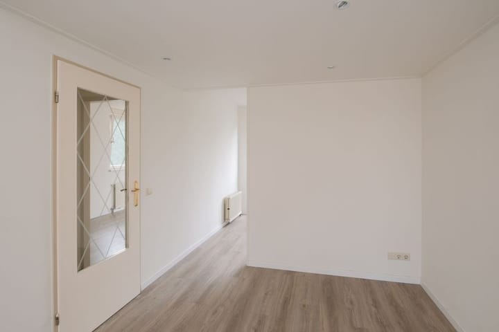 Foto 11 van Zuid Esweg 65