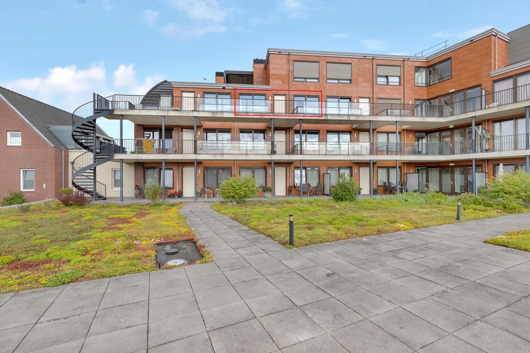 Photo 1 of Oranjelaan 13-A