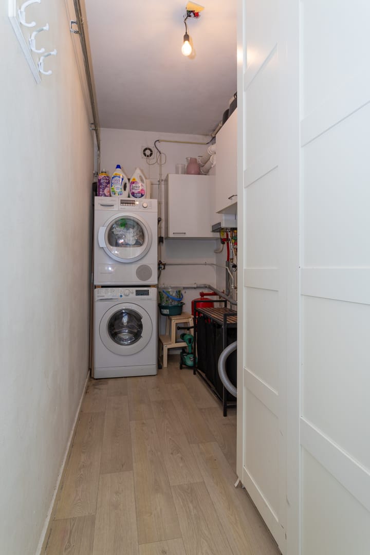 Photo 29 of Stuwstraat 19