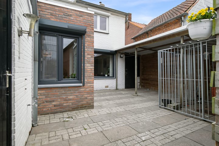 Photo 24 of Nieuwstraat 117