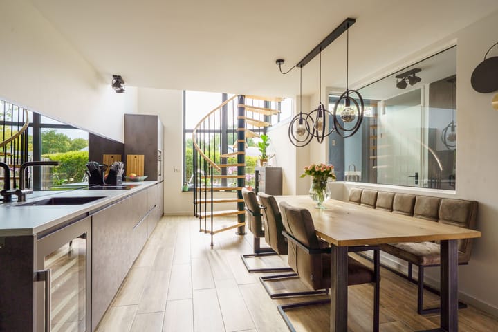 Foto 18 van James Stewartstraat 95