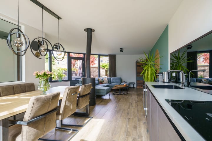 Foto 22 van James Stewartstraat 95