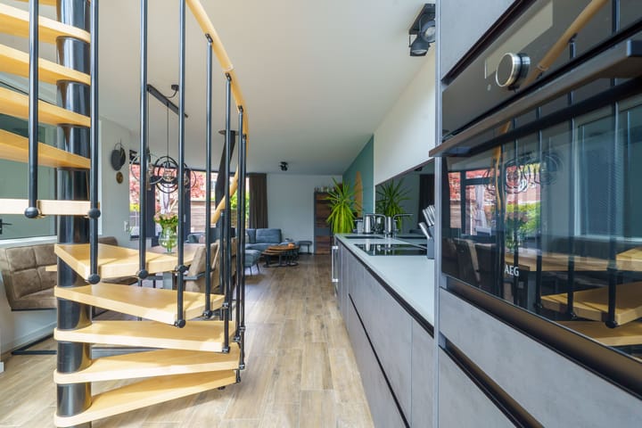 Foto 23 van James Stewartstraat 95