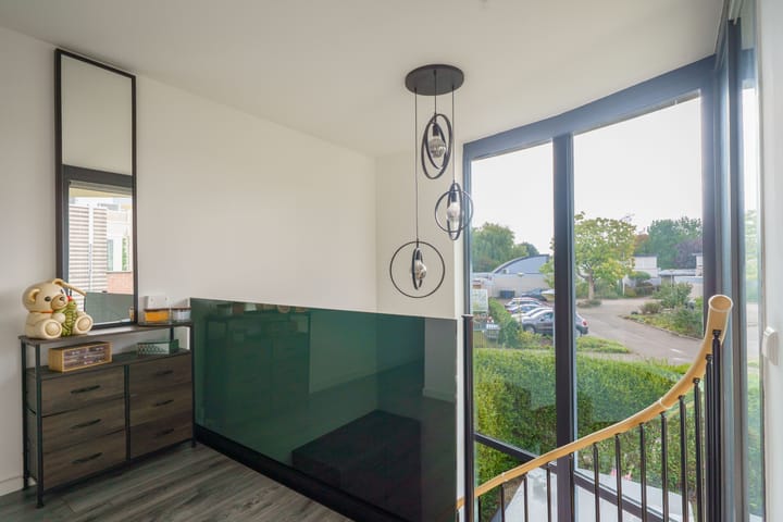 Foto 25 van James Stewartstraat 95